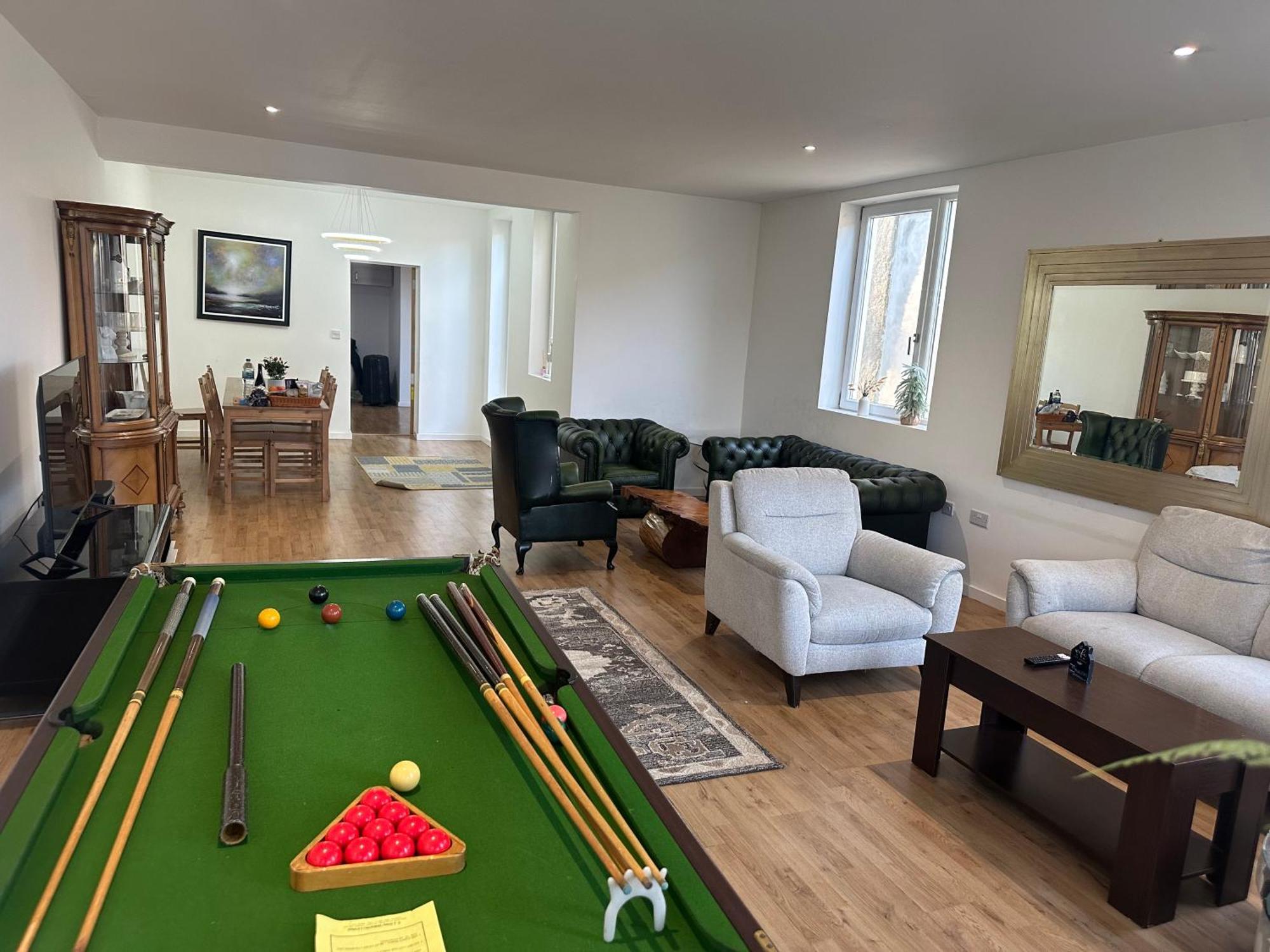 North London A Spacious 7 Bedroom House Accommodating Up To 18 People Complete With Own Gym And Table Tennis Bagian luar foto